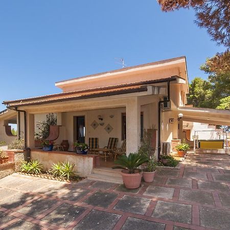 Holiday Home Cala Bianca กัสเตลลัมมาเร เดล โกลโฟ ภายนอก รูปภาพ