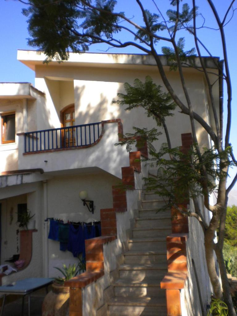 Holiday Home Cala Bianca กัสเตลลัมมาเร เดล โกลโฟ ภายนอก รูปภาพ
