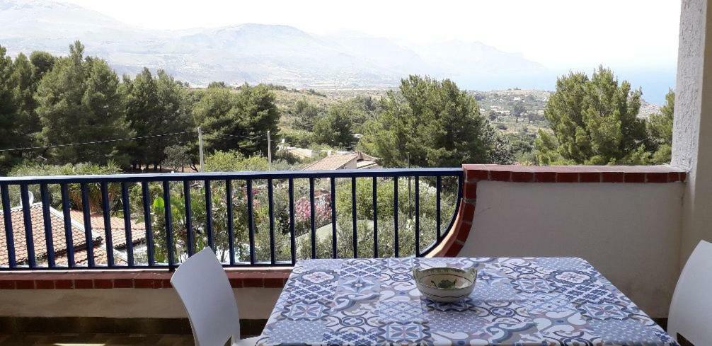 Holiday Home Cala Bianca กัสเตลลัมมาเร เดล โกลโฟ ภายนอก รูปภาพ