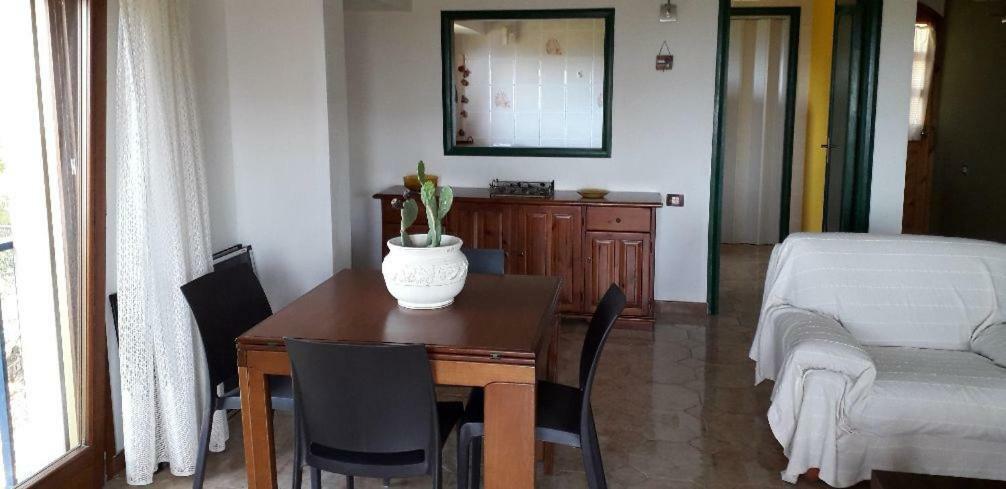 Holiday Home Cala Bianca กัสเตลลัมมาเร เดล โกลโฟ ภายนอก รูปภาพ