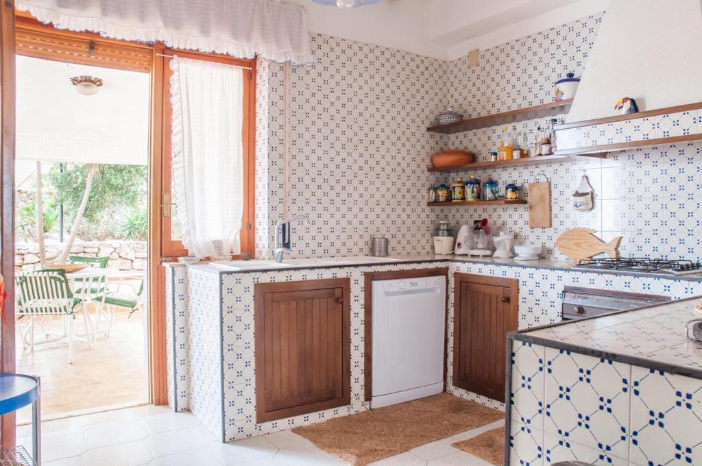Holiday Home Cala Bianca กัสเตลลัมมาเร เดล โกลโฟ ห้อง รูปภาพ